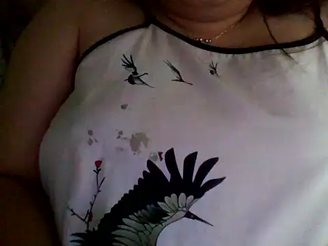 Snapshot of Sarah_no_land chatting on June 2, 7:08 am Sarah no land online show from June 2, 7:08 am