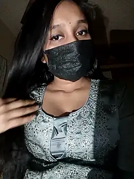 Lisa Baby1 online show from January 7, 9:09 pm