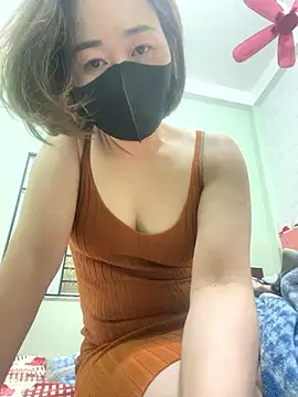 Quyenhot18 online show from January 10, 2:23 pm