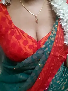 Snapshot of tamil-Diya90 chatting on July 17, 6:16 pm tamil-Diya90 online show from July 17, 6:16 pm