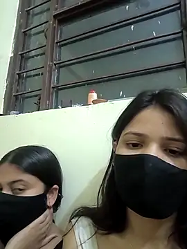 Sakshi-Aditi online show from February 7, 7:33 pm