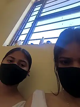 Sakshi-Aditi online show from February 5, 9:16 am