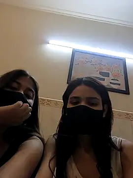 Sakshi-Aditi online show from January 14, 7:45 am