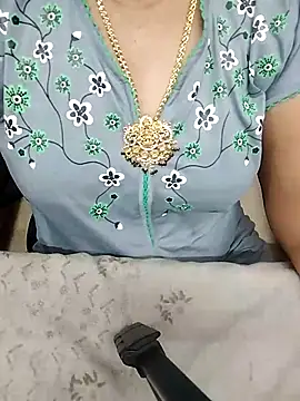 tamil-monisha online show from February 8, 5:32 pm