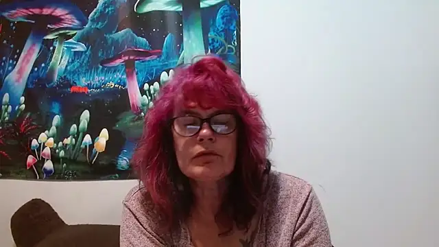 Snapshot of ladylavende3 chatting on October 15, 5:17 am ladylavende3 online show from October 15, 5:17 am