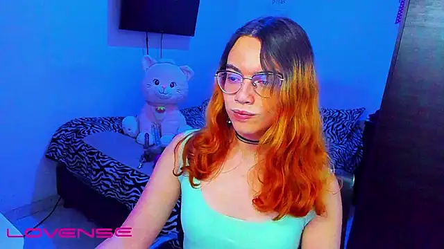 lillykittyyy online show from March 15, 3:13 am