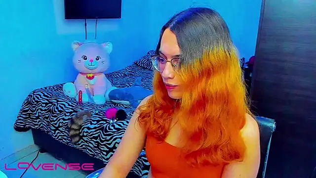lillykittyyy online show from April 3, 3:13 am