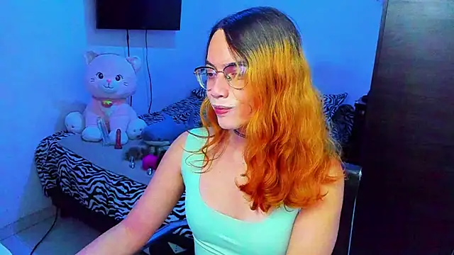 lillykittyyy online show from February 6, 9:33 pm