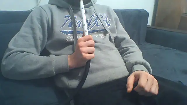 Snapshot of KaelNox chatting on May 3, 2:53 pm KaelNox online show from May 3, 2:53 pm