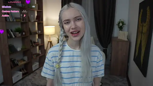 KristalCrowner online show from March 7, 7:30 pm