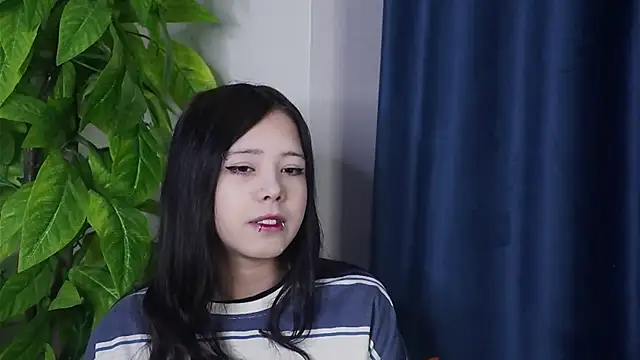 VallieOgren online show from January 12, 10:44 am