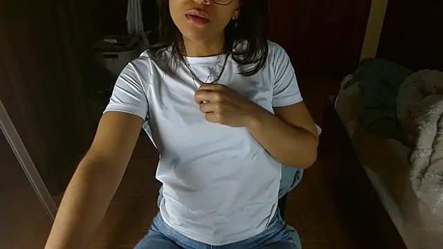 jossypb online show from April 3, 3:24 am