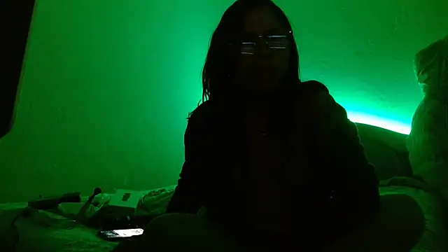 jossypb online show from February 9, 6:33 am