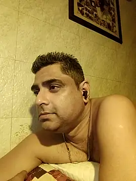 hardnhornybull online show from March 20, 8:43 pm