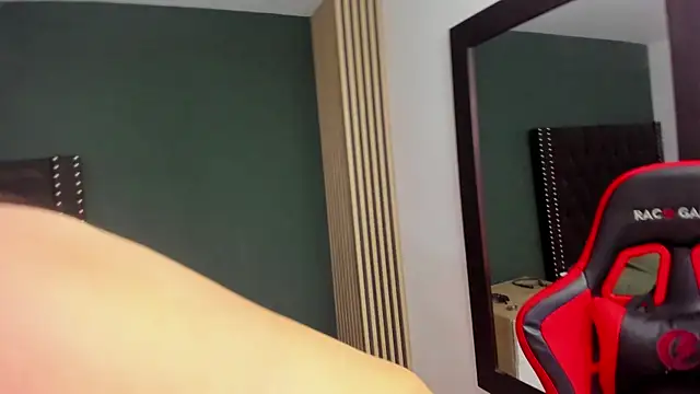 lilith davis online show from April 16, 12:28 pm