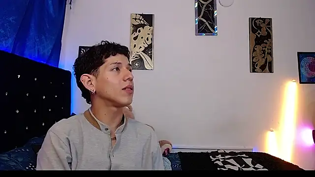 yorsamm smit online show from February 21, 12:34 am