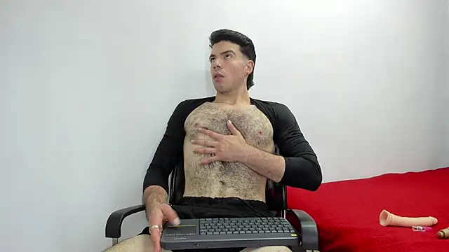 Snapshot of VelloTouch chatting on January 10, 8:37 pm VelloTouch online show from January 10, 8:37 pm