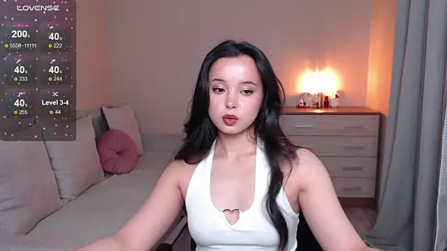 Snapshot of lia_hetty chatting on November 13, 11:14 am lia hetty online show from November 13, 11:14 am