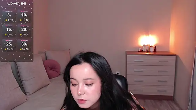 Snapshot of lia_hetty chatting on October 12, 2:29 pm lia hetty online show from October 12, 2:29 pm