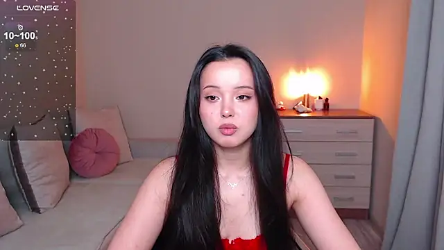 lia hetty online show from December 21, 5:47 pm