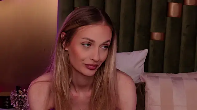 AmeliaAngel online show from April 24, 6:59 am