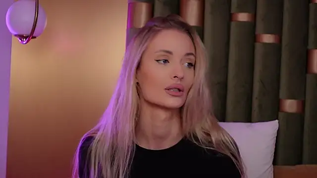 AmeliaAngel online show from October 20, 6:04 am