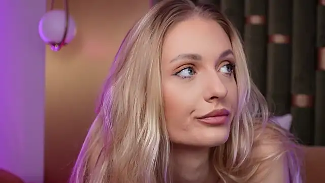 AmeliaAngel online show from November 9, 6:39 am