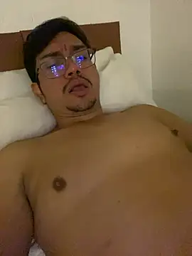 GostosoRS25 online show from July 6, 8:44 pm