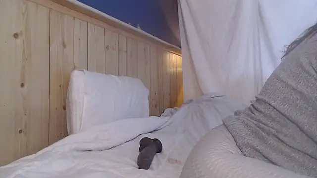 saraswirls69xh online show from March 11, 4:23 pm