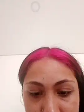 Luli2401 online show from January 5, 7:50 pm