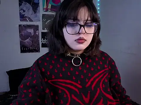 Scarleth Shadow1 online show from April 23, 2:51 am