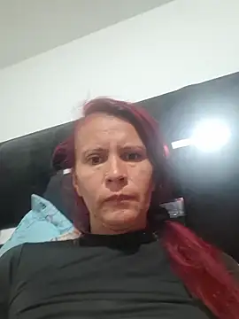 cintia love online show from April 4, 8:59 pm