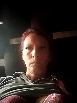 cintia love online show from February 9, 10:19 pm