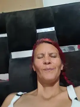 cintia love online show from May 30, 11:10 pm