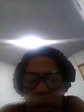 IIv0ryN0IIReX-XX online show from February 13, 1:44 pm