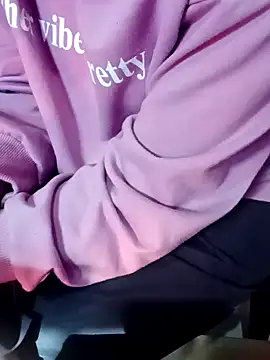 Snapshot of Sexy_sara09 chatting on January 15, 5:55 am Sexy sara09 online show from January 15, 5:55 am