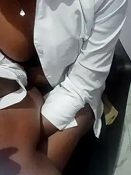 Snapshot of Sexy_sara09 chatting on February 9, 5:00 pm Sexy sara09 online show from February 9, 5:00 pm