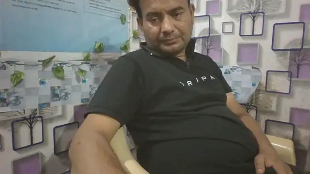 Snapshot of KUMA_500 chatting on February 23, 1:44 pm KUMA 500 online show from February 23, 1:44 pm