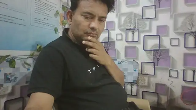 Snapshot of KUMA_500 chatting on March 3, 1:45 am KUMA 500 online show from March 3, 1:45 am