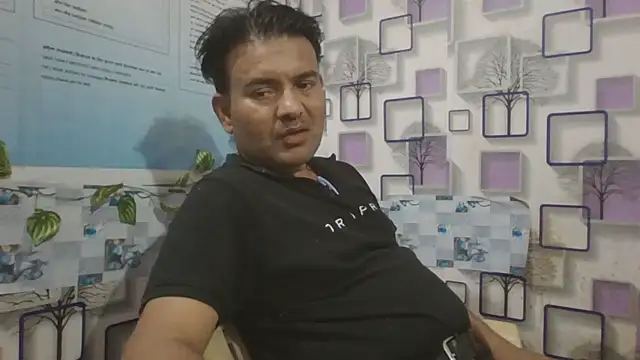 Snapshot of KUMA_500 chatting on March 2, 10:55 am KUMA 500 online show from March 2, 10:55 am