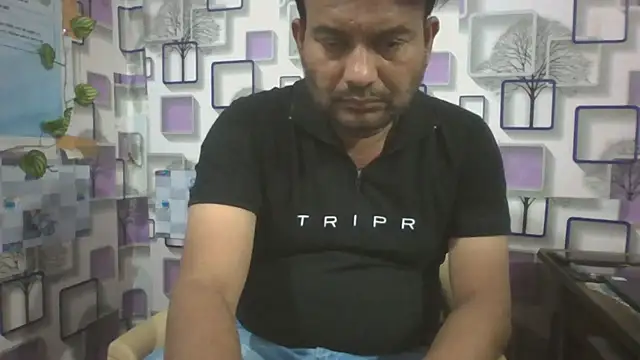 Snapshot of KUMA_500 chatting on February 15, 8:24 am KUMA 500 online show from February 15, 8:24 am