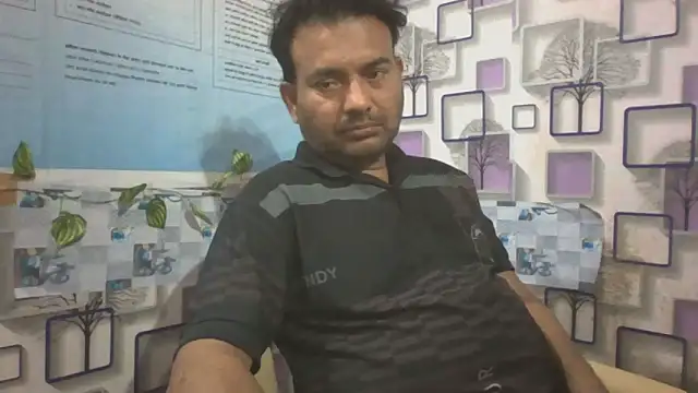 Snapshot of KUMA_500 chatting on February 27, 1:06 am KUMA 500 online show from February 27, 1:06 am