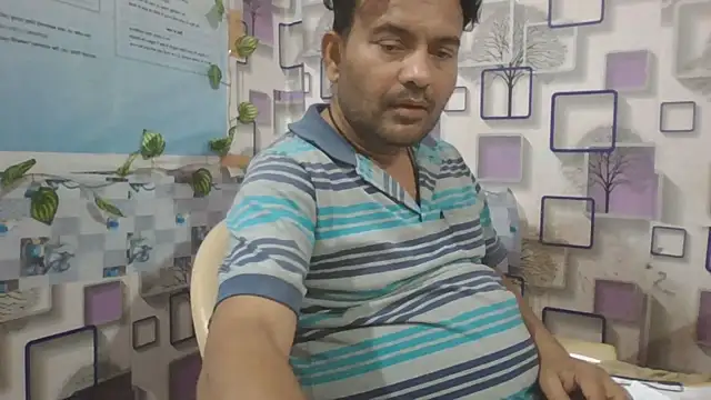 Snapshot of KUMA_500 chatting on February 14, 3:18 am KUMA 500 online show from February 14, 3:18 am