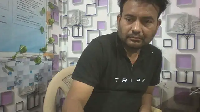 Snapshot of KUMA_500 chatting on February 18, 1:47 am KUMA 500 online show from February 18, 1:47 am