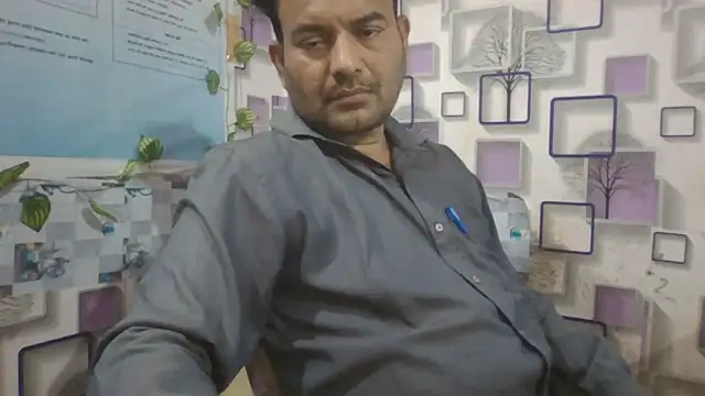 Snapshot of KUMA_500 chatting on February 1, 2:21 am KUMA 500 online show from February 1, 2:21 am