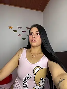 sophyy white online show from April 28, 10:14 pm
