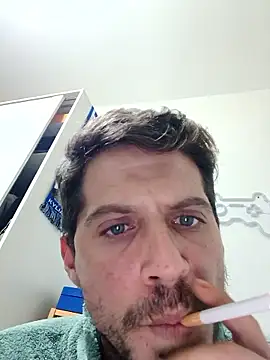 Adrianxxxxxx53 online show from January 10, 4:41 am