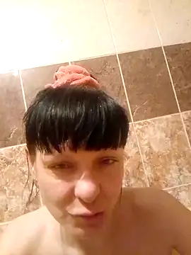 Snapshot of DebbieWhite chatting on February 14, 11:21 am DebbieWhite online show from February 14, 11:21 am