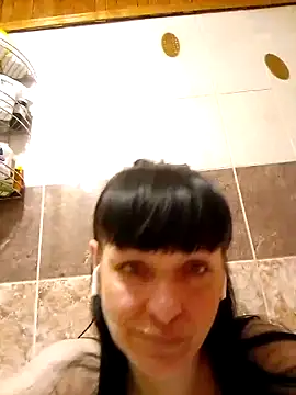 Snapshot of DebbieWhite chatting on February 10, 10:47 am DebbieWhite online show from February 10, 10:47 am