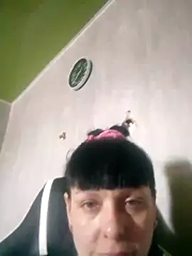 Snapshot of DebbieWhite chatting on February 4, 6:41 am DebbieWhite online show from February 4, 6:41 am